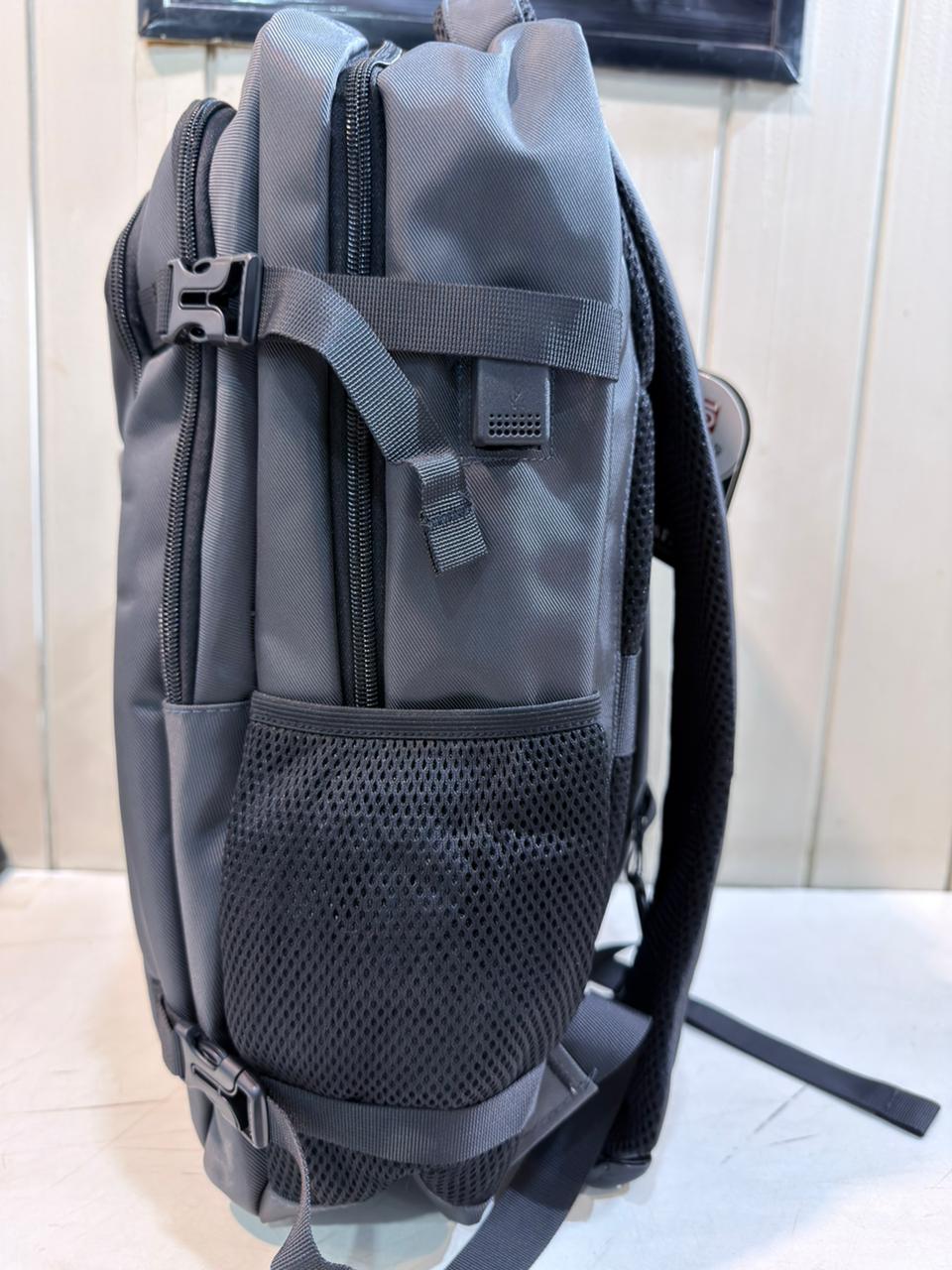 TRAVELTime 15.6 INCH LAPTOP BAG BACKPACK